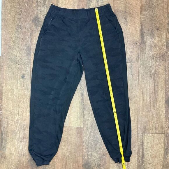 Athleta Black‎ Camouflage Brooklyn Lined Camo Jogger Sweat Pants Athleisure sz 8 - Picture 9 of 11